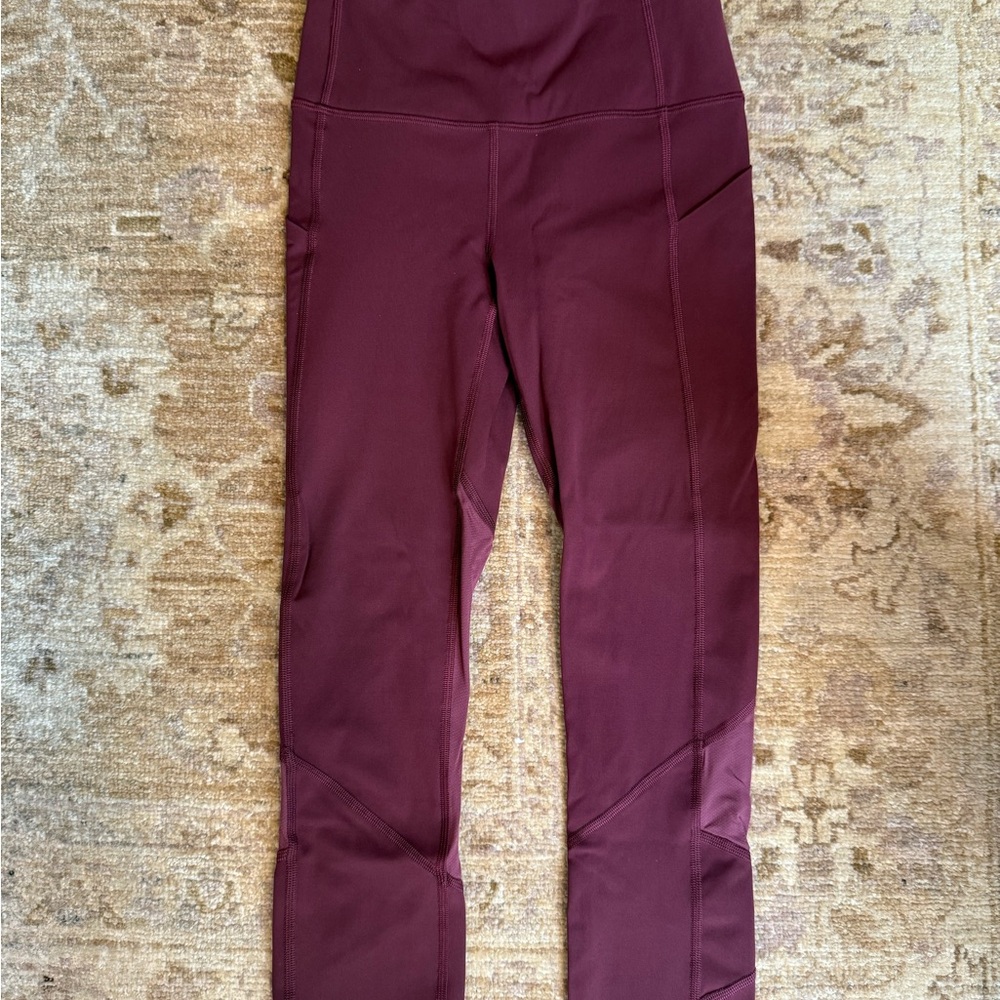 Chic Burgundy Leggings